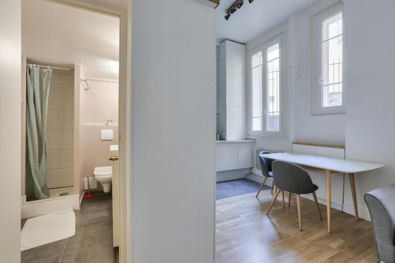 Charming Studio - Paris 18Th District Apartment Exterior photo